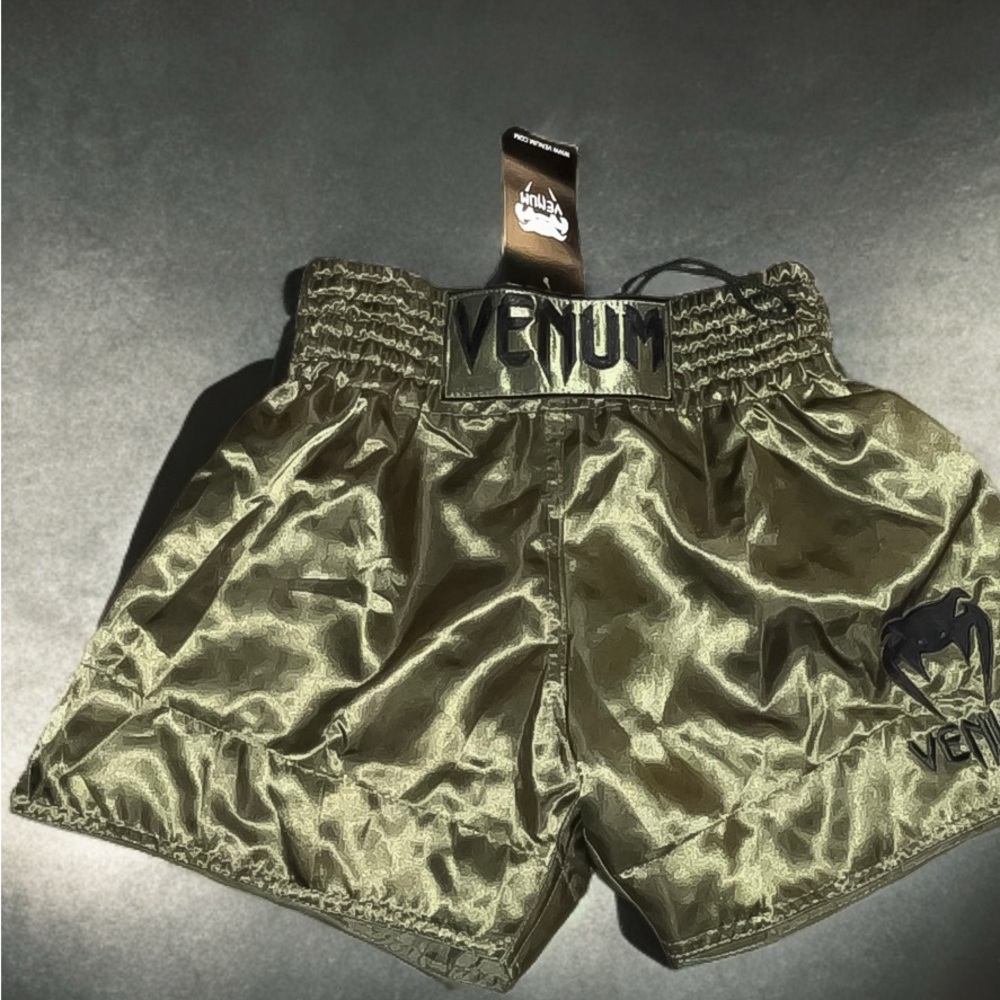 Venum Classic Muay Thai Shorts Shiny Silky Olive Green Size L